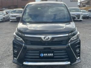 2017 トヨタ VOXY ＺＳ - 2