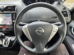 2015 日産 SERENA ハイウェイスター - 11