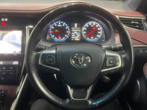 2015 トヨタ HARRIER プレミアム - 11