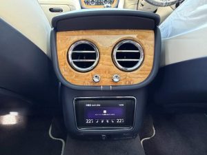 2022 ベントレー BENTAYGA Ｖ８ - 22