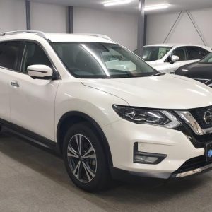 日産 エクストレイル 20Xi (2020)