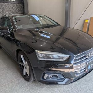 アウディ Ａ５スポーツバック ２．０ＴＦＳＩスポーツ (2017)