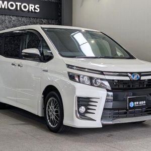 トヨタ VOXY ハイブリッドＺＳ (2016)