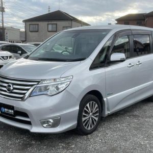 日産 SERENA ハイウェイスター (2015)