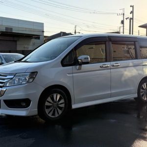 ホンダ STEPWAGON SPADA S (2014)