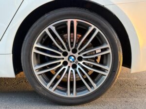 2018 BMW 5シリーズ 530i - 18