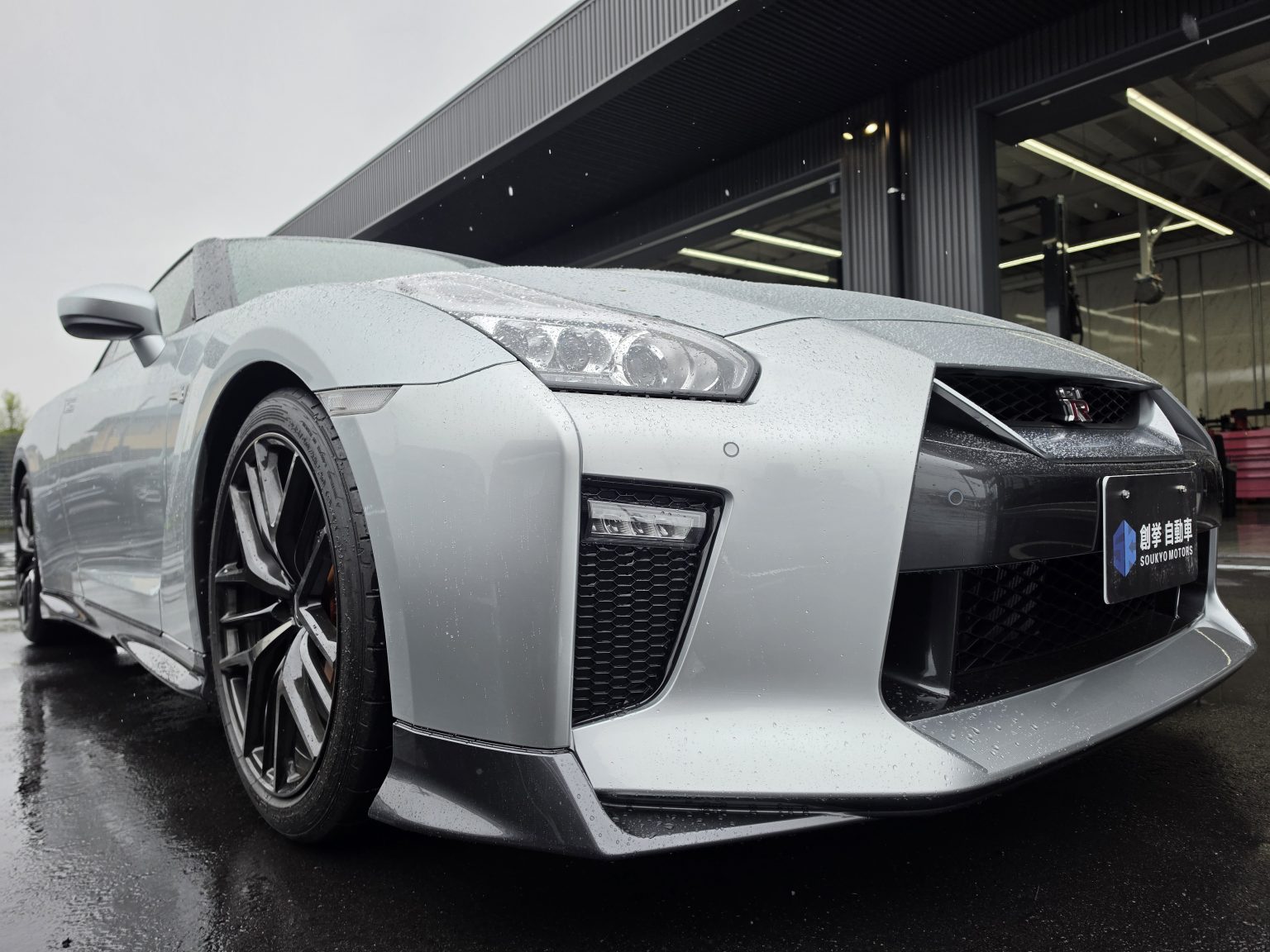 Jdm R35 Build Just Arrived: Nissan GT-R R35 in Ultimate Metal Silver — VR38DETT Hand ...