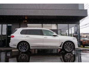 2020 BMW X7 xDrive - 4
