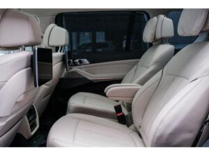 2020 BMW X7 xDrive - 14