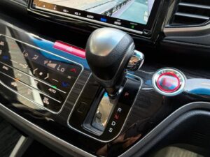 2019 ホンダ ODYSSEY アブソルート - 17