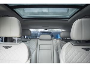 2019 ベントレー BENTAYGA V8 - 12