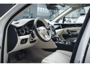 2019 ベントレー BENTAYGA V8 - 13