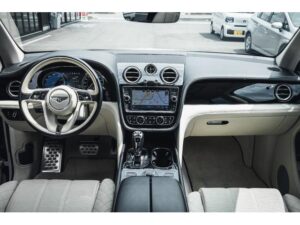 2019 ベントレー BENTAYGA V8 - 15